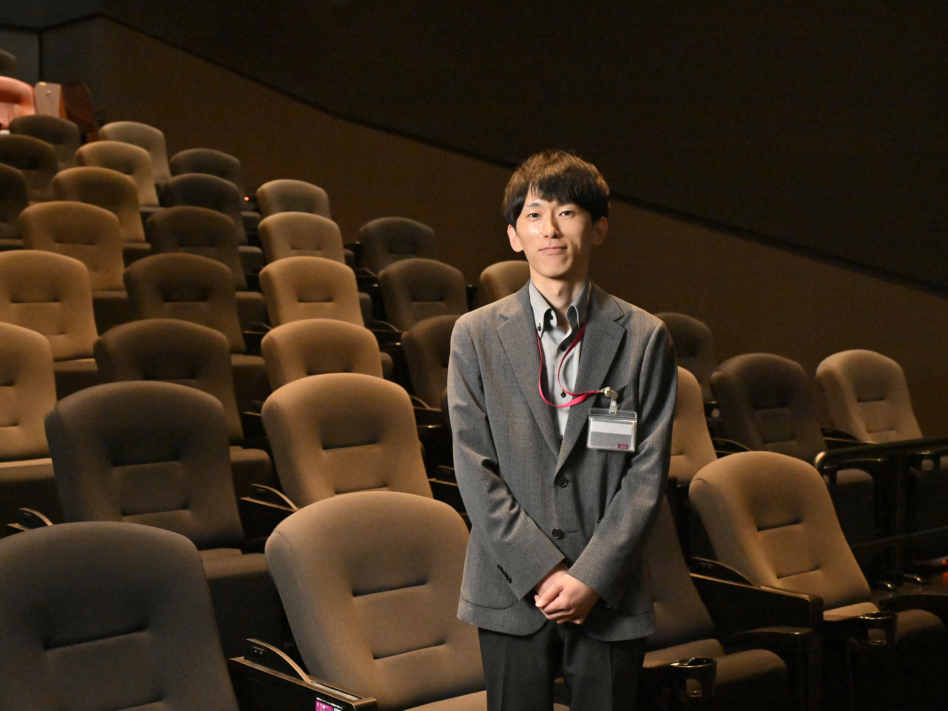 演劇で培ったチームワークを日々の仕事で発揮